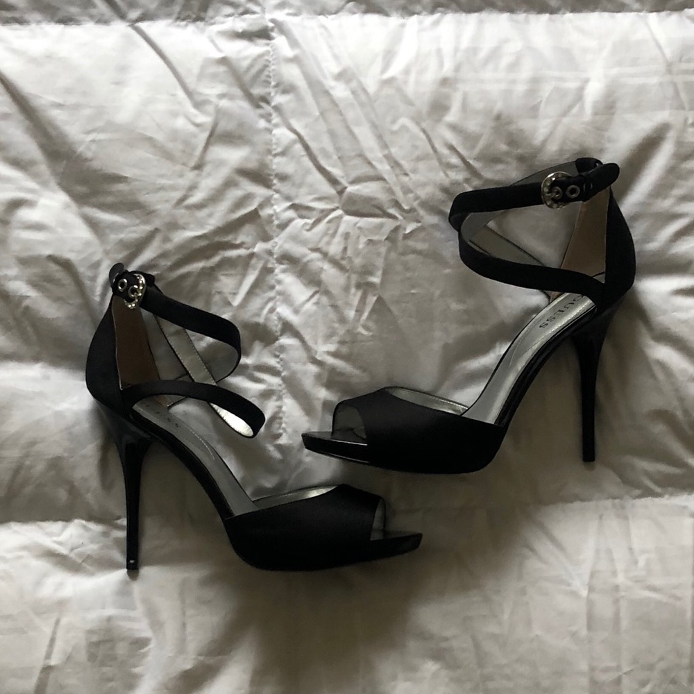 GUESS black stiletto heels